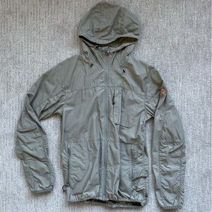 Women’s FjallRaven High Coast Wind Jacket